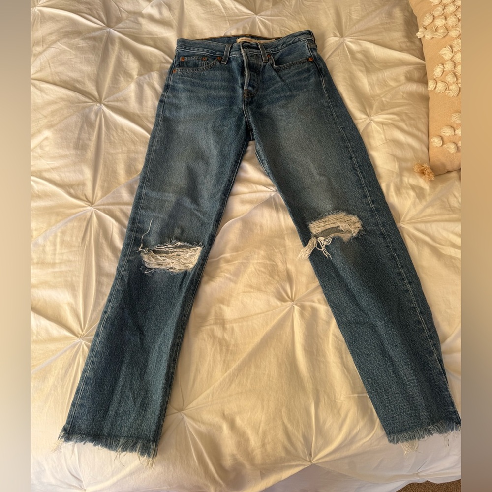 Levi Women Jeans
